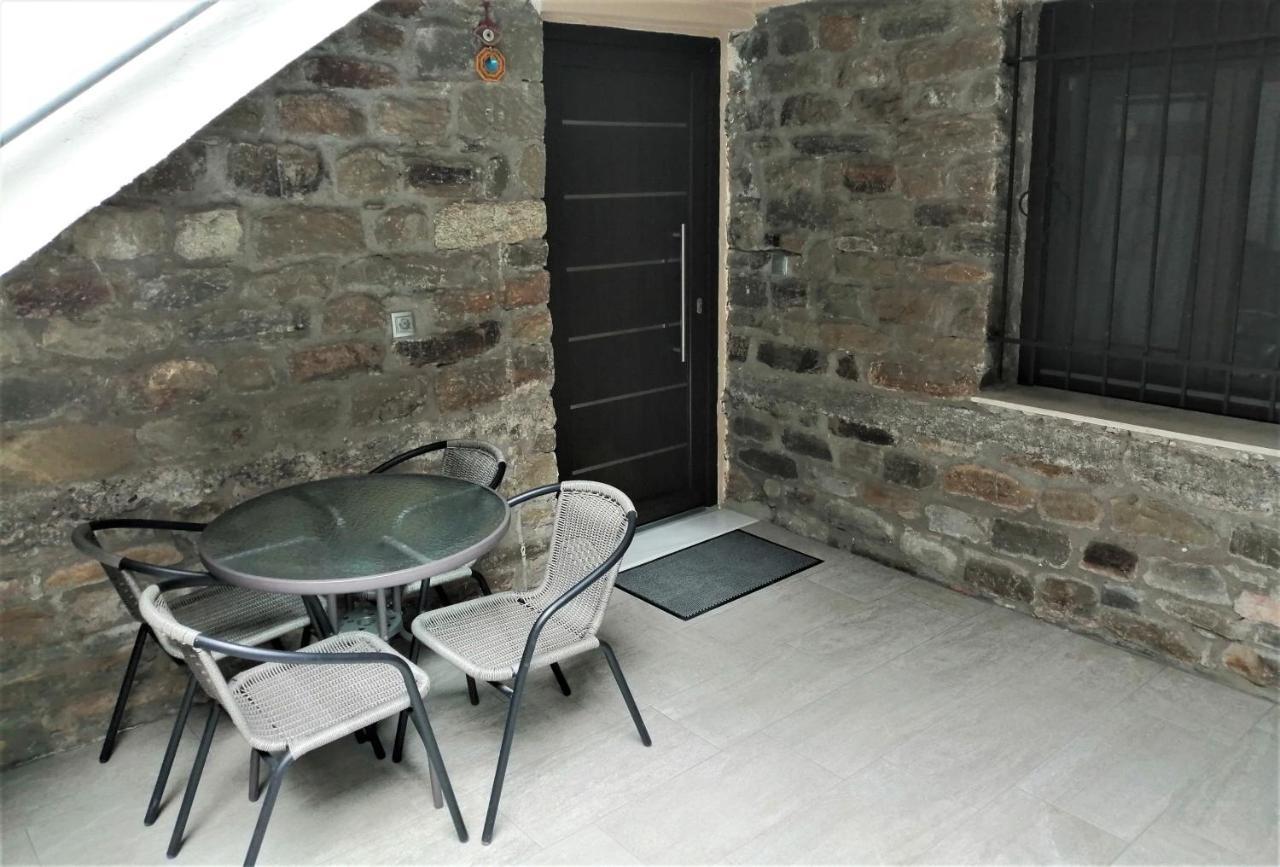 Modern Residence In The Center Of Trikala Bagian luar foto